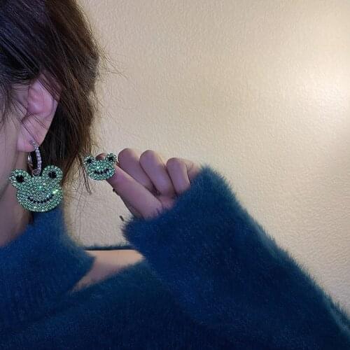 New Luxury Asymmetrical Frog Earrings Korean Cartoon Earring for Women Temperament Ear Jewelry Party Friend Gifts Shiny Jewelry