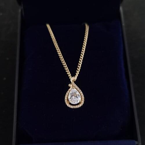 Gorgeous Water Drop Zircon Pendant Necklace For Women Female OL Style Copper Plated With Gold Neck Chain Jewelry Collier