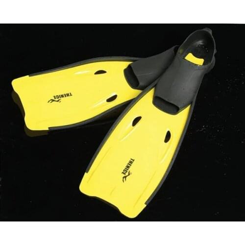 Free shipping.Diving fins diving equipment (Size Option: S_35-37 / M_38-39 / L_40-42 / XL_42-44)
