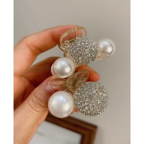 Elegant Crystal Cherry Hair Claw Clip Rhinestone Hair Clamp Pearl Small Hairpins Luxury Jewelry Hair Accessories for Women Girls