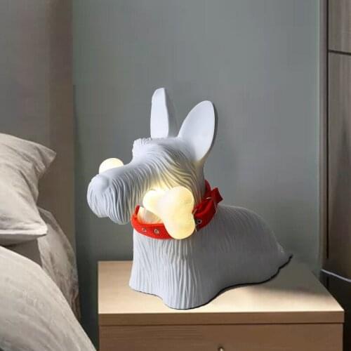 Nordic Postmodern Table Lamp Simple Cute Bedroom Bedside Restaurant Study Resin Creative Dog-Shaped Lighting