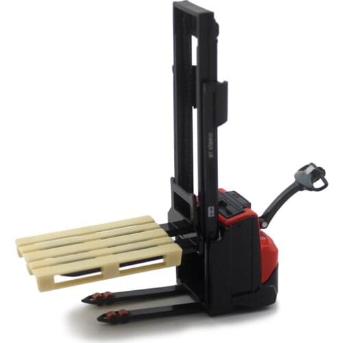 1/24 Forklift Model Metal Electric Car BT LEVIO Forklift And BT STAXIO Pallet Truck Simulation Engineering Transport Vehicle