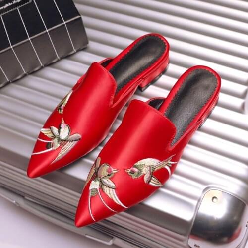 2017 Sandalias Mujer Sapato Embroider fasion Big Size Spring Summer Style Women Shoes Casual Home Beach Sandals Slippers 1028-1