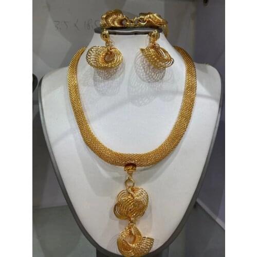 High-End Temperament Bride 24K Arab Dubai Jewelry Set Real Gold Plated Jewelry Wedding Set Necklace Earring Bracelet Ladies Set