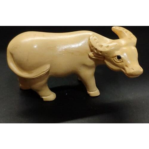Q4366 - 2" Hand Carved Japanese Boxwood Netsuke Figurine Carving: Buffalo Ox