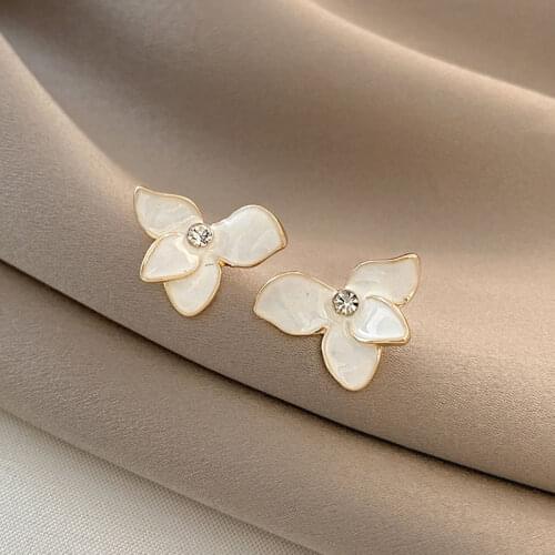 925 Silver Needle Korea Summer Fresh White Petal Earrings Zircon New Net Red Earrings for Women