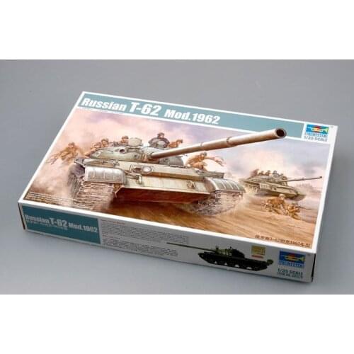 Trumpeter 00376 1/35 T-62 Main Battle Tank Mod.1962 - Scale Model Kit