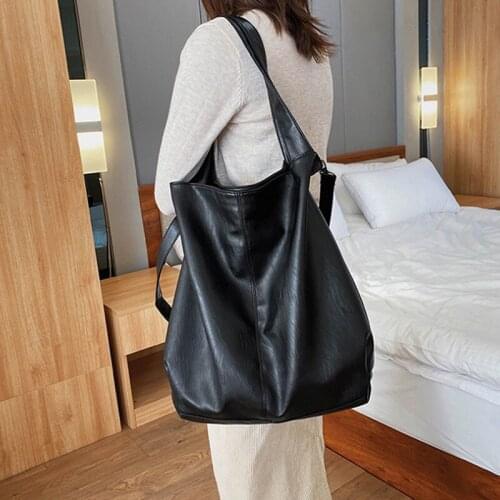 2021 Leather Handbag Designers Lady Shoulder Bag Womens Tote Bags Large Capacity Shopper Bag Retro Handbags