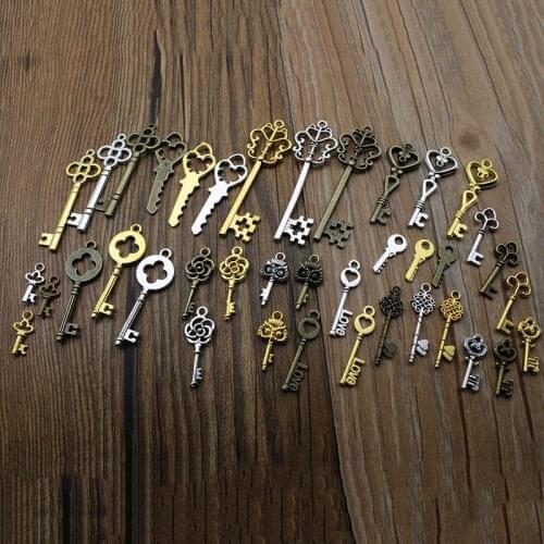 26pcs/lot Vintage Key Charms for Jewelry Making Fits Bracelet Necklace Findings Metal Charms Pendants DIY Jewelry Supplies Z1228