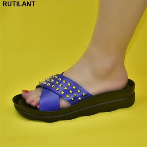 Latest Design Women Slippers Simple and Easy Lady Slippers African Style Womens Shoes Ladies Dress Shoes Italian Party Pumps