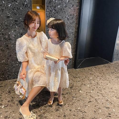 Parent-child Foreign style parent child spring dress 2021 new Korean fashion womens dress lace bubble sleeve Princess Dress
