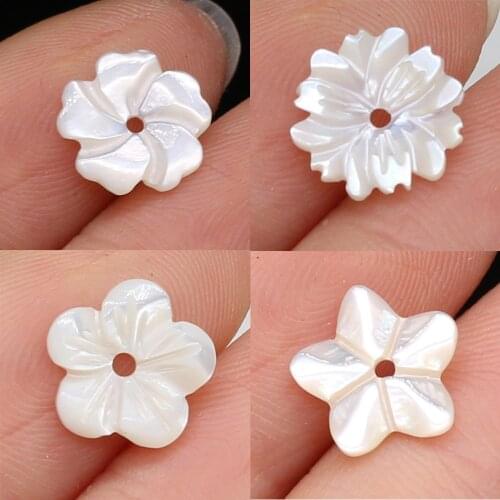 10mm White Mother of Pearl Flower Beads Fashion Carved Flower Charms Loose Beads for Handmade DIY Making Jewelry Findings 10Pcs