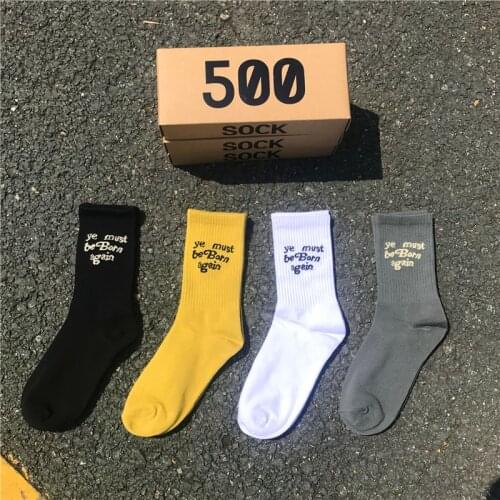 2021 New Socks Skate Crew Socks Trendy Letter Printed Tube Socks Mens and Womens Couple Sports Socks Hip Hop 3 Pairs/box