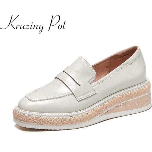 Krazing pot 2021 spring new arrival recommend genuine leather round toe wedges classic style black white cozy women pumps L3f1