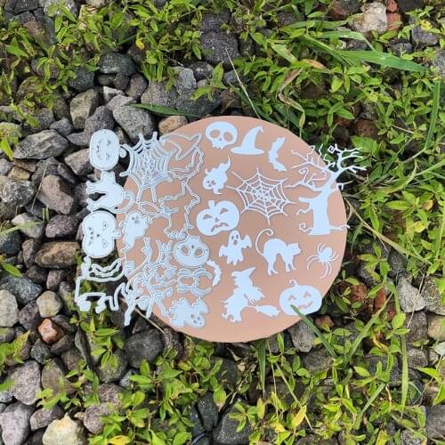 CH 2021 New Arrival Halloween Tree Metal Cutting Die Stencil For Scrapbooking Photo Album Decoration Embossing Paper Card Craft
