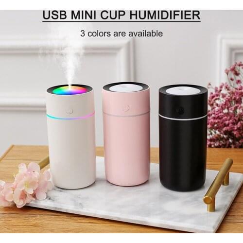 Portable Air humidifier eliminate static electricity clean air Care for skin Mute design with lights car office