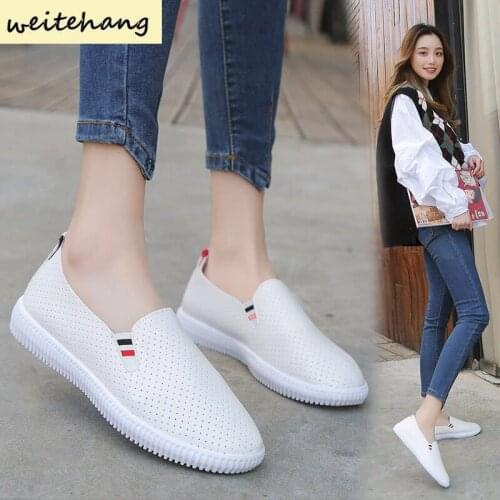 Weitehang Women's Slip-ons