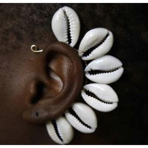 2019 Fashion Punk Style White Cowry Shells Earing Cuff No-Hole Everyone Earrings 1pcs Jewelry Bohostyle Ear cuff for Women
