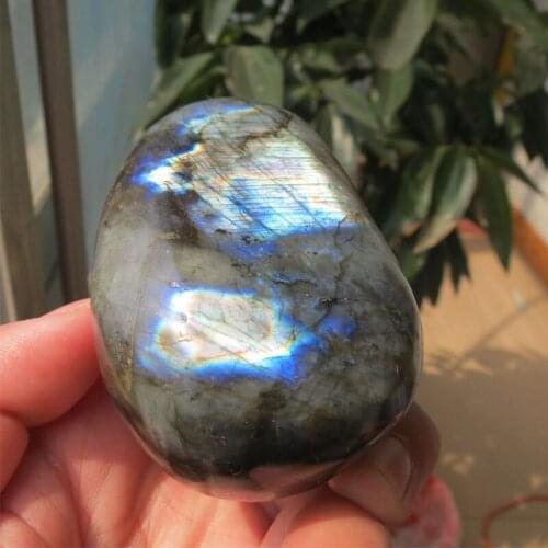 199g Natural Polished Crystal Labradorite Energy Stone Pocket Stone Fengshui Reiki Healing Madagascar Stone