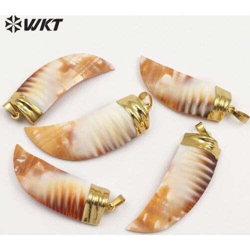 WT-JP065 WKT Random Size Pendant Natural Sea Shell Horn Shape With Gold Capped Beautiful Lines Bohemia Style womem Jewelry