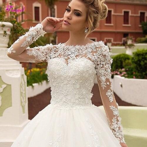 Fsuzwel New Charming Appliques Long Sleeves A-Line Wedding Dresses 2020 Luxury Scoop Neck Lace Up Princess Bridal Gown Plus Size