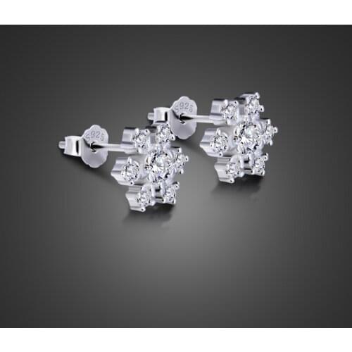 2020 New Fashion Brand 100% 925 sterling silver jewelry shining Zircon stud earrings for women tiny simple snow earrings gift