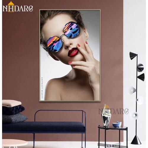 Modern Fashion Abstract Girl Posters And Prints Canvas Painting Art Wall Pictures for Living Room Hallway Vogue Home Decor