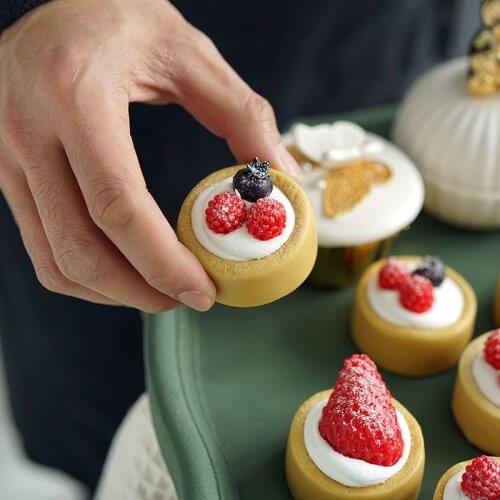 Exquisite Simulated Fruit Pie Model Display Simulation Cake Dessert Strawberry Tart Cake Baking Shop Window
