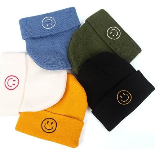 Wholesale 10pcs/lot Winter Hat Smiling Face Beanie Women Students Knitted Hat 5 Color