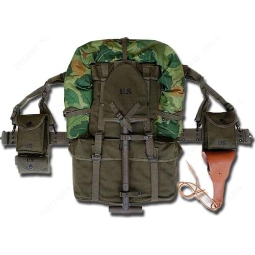WWII WW2 KOREAN M1945 EQUIPMENT COMBINATION M1911 M1 POUCH WITH BELT COMBINATION WITH CAMOUFLAGE TENT AND SPADE