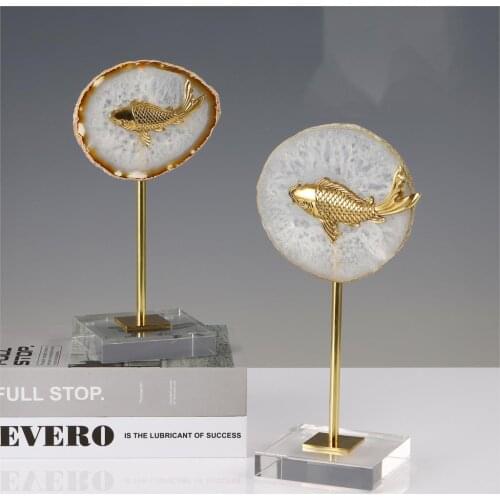 Modern Goldfish Resting On Natural Agate Stone Ornaments Home Living Room Office Decor Accessories For Brass Crafts Art Gift