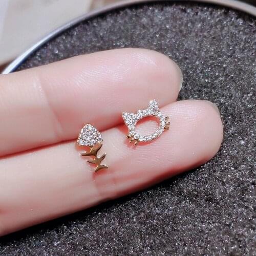 New Simple Diamond Cute Cat Asymmetrical Earrings Sterling Silver Ladies Jewelry Student Earrings Birthday Gift Silver Earrings