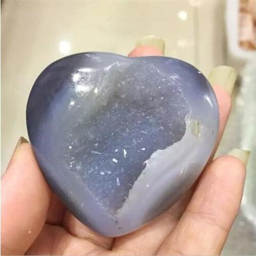 Agate small crystal cavity heart-shaped stone dip-shaped rough stone agate crystal cavity decoration and display unique jewelry