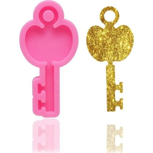 Cute Vintage Key Decor Keychain Cake Baking Silicone Mold Jewelry Fillings Accessory DIY Handmade Epoxy Resin Mould Craft
