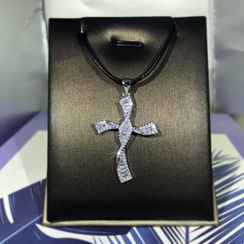 New silver inlaid full diamond exquisite sparkling necklace pendant for men and women couples jewelry accessories