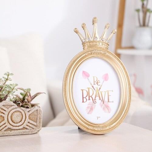 Scandinavian Crown 7-inch Photo Frame Resin Crafts Creative Wedding Gift, Home Jewelry, Wall-hanging Photo Frame Home Decoration