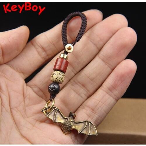 Brass Mini Flying Bat Figurines Keychain Pendants Car Key Ring Bag DIY Lanyard Hangings Jewelry Accessories Retro Animal Charms