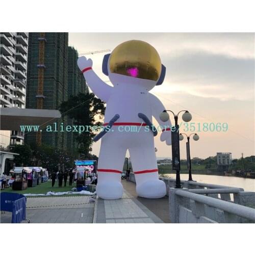 The white 10-meter-high Oxford inflatable astronaut model was sold for advertising display