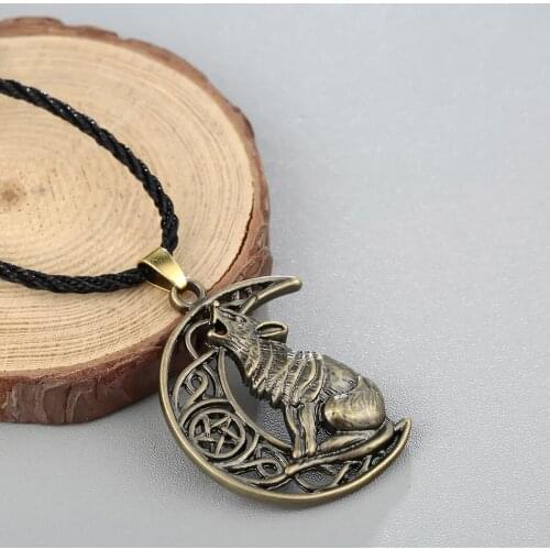 Animal Wolf Celtic Moon Viking Dog Necklace & Pendant Valknut Odin 's Symbol of Norse Viking Warriors Mens Necklaces