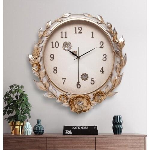 Modern minimalist home fashion light luxury clock wall clock living room Nordic creative light luxury decoration mute clock