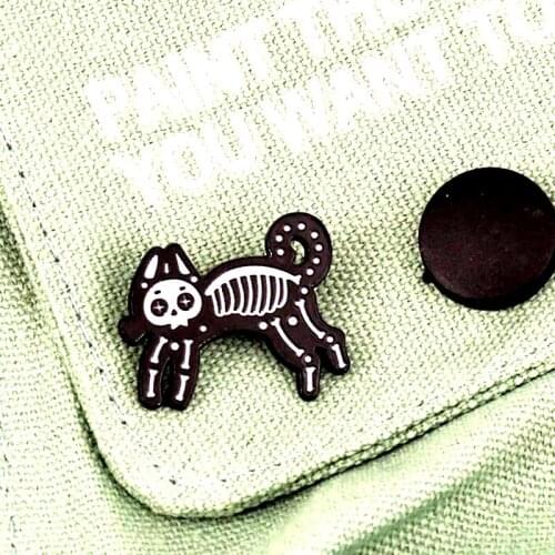 Fashion Skeleton Cat Dog Series Enamel Brooches Pin Cartoon Creative Metal Pins Brooch Denim Hat Badge Collar Jewelry For Friend