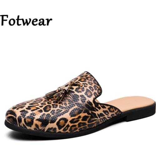 Big Size Indoor Tassel Slippers Men Leisure Mules Shoes Breathable Smoking Shoes Yuppie Leopard Slippers Men Slip On Party Shoes