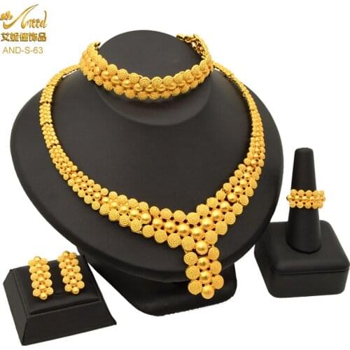Necklace Sets For Womens 24k Golden Jewelery Set Indian Bride Earrings Rings Dubai African Wedding Accessories Bridesmaid Gift