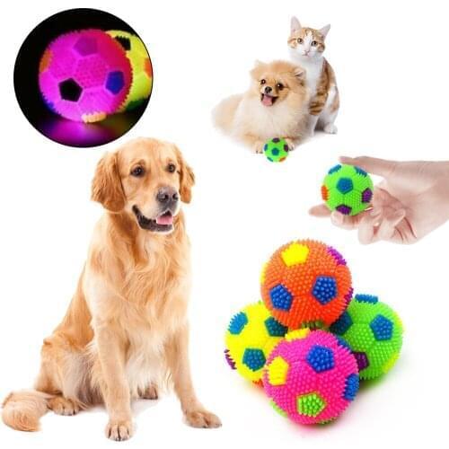 Flashing Football Dog Interactive Ball Toy Puppy Chew Squeak Toys Pet Training Play Bouncing Balls Dogs Sounding Luminous Toy