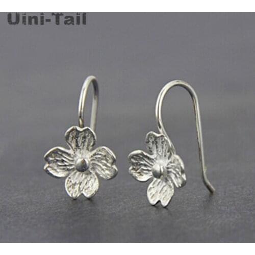 Hot 925 sterling silver hook hook silver flower earrings women Korean simple fashion trend hypoallergenic earrings wholesale
