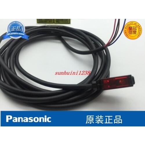 EX-L221 Original New Ultra Compact Self Contained Diffuse Reflective Laser Sensor 45-300mm Sensing Distance - 2m Cable -NPN