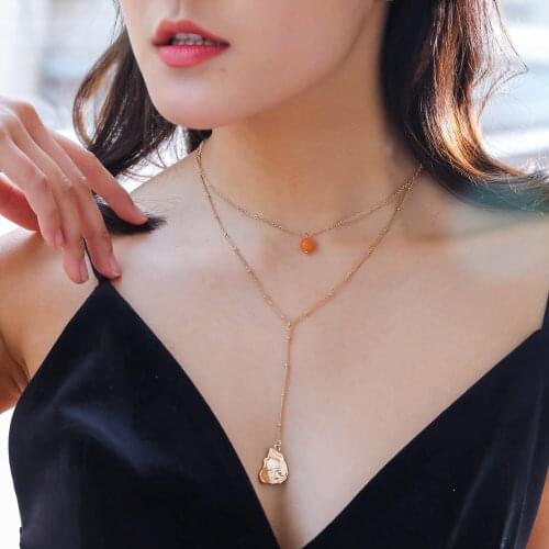 Fashion golden yellow natural stone card neck chain golden shaped beating drop pendant necklace