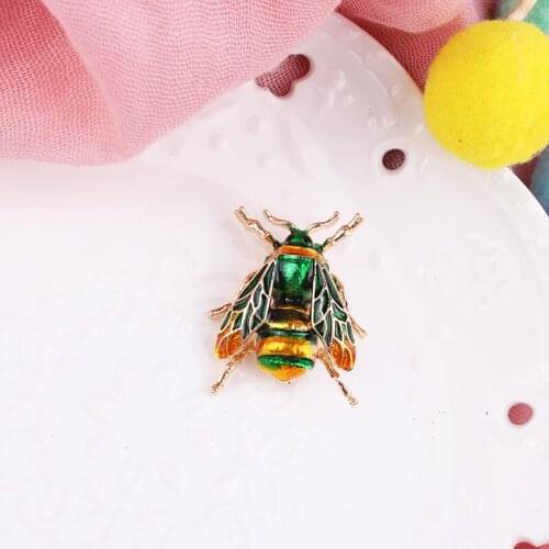URORU Small Brooches For Clothes