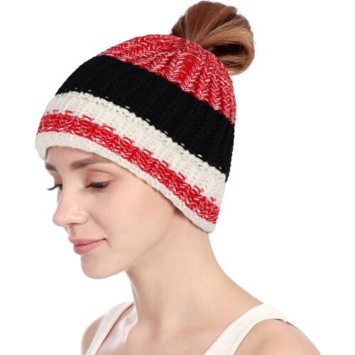 Stretch Knitted Crochet Beanies Winter Hats For Women Hats Cap Warm Lady Messy Bun Tricolor Fight Yarn Color Hair Ponytail Cap
