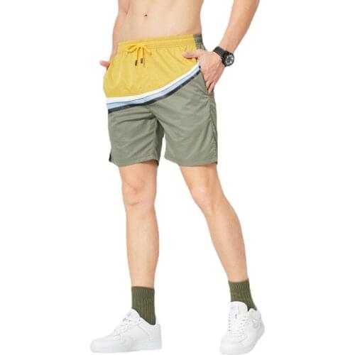 2021Summer New Mens Sports Pants Stitching Loose Large Size Five-point Pants Running Sports Casual Shorts Mens Workout Shorts